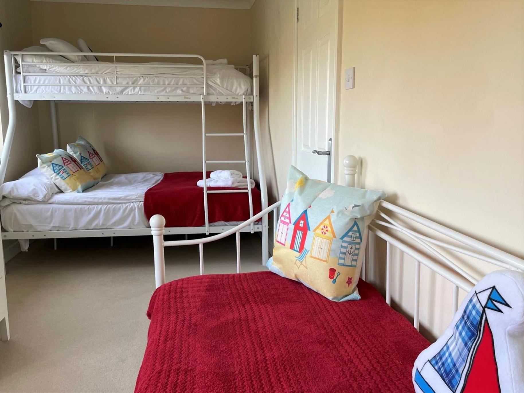 Saltkettle In Blakeney, Sleeping 12 In 5 Bedrooms Blakeney  Exterior foto